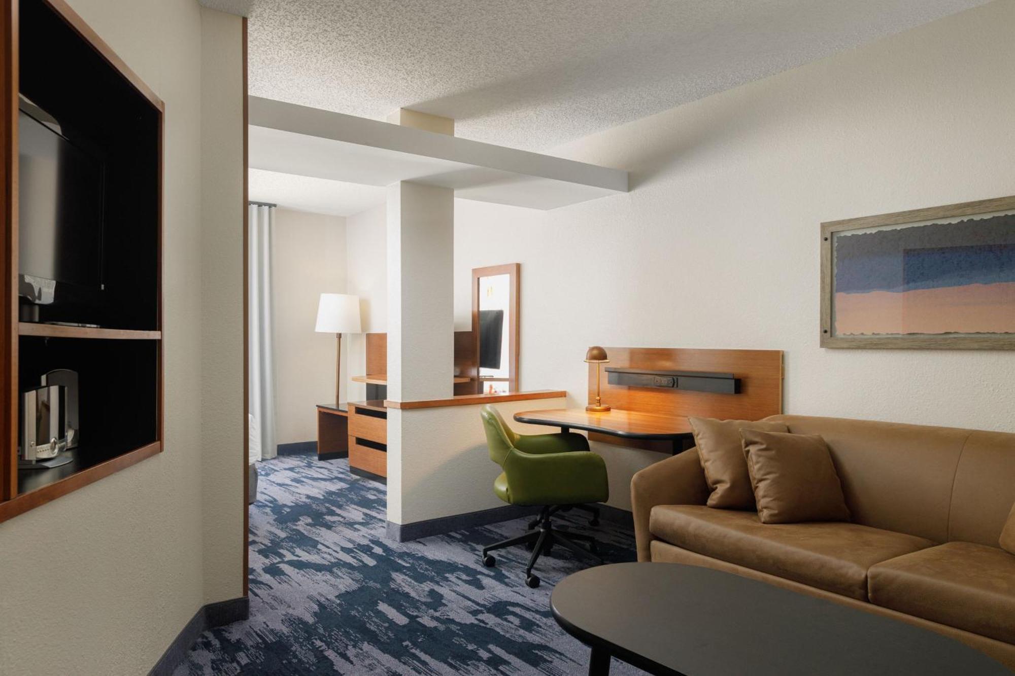 Fairfield & Memphis Hotel 3*