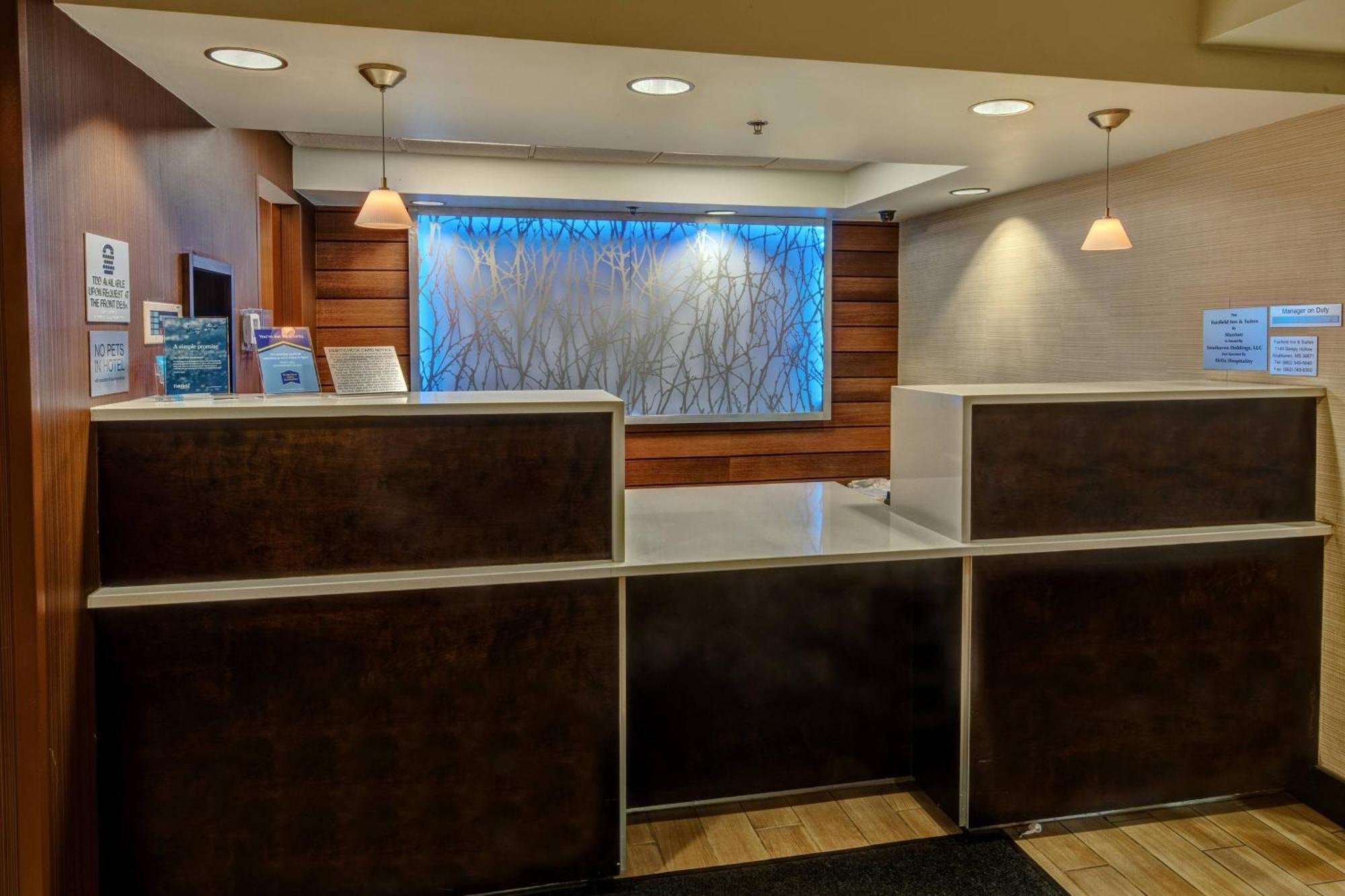 Fairfield & Memphis Hotel
